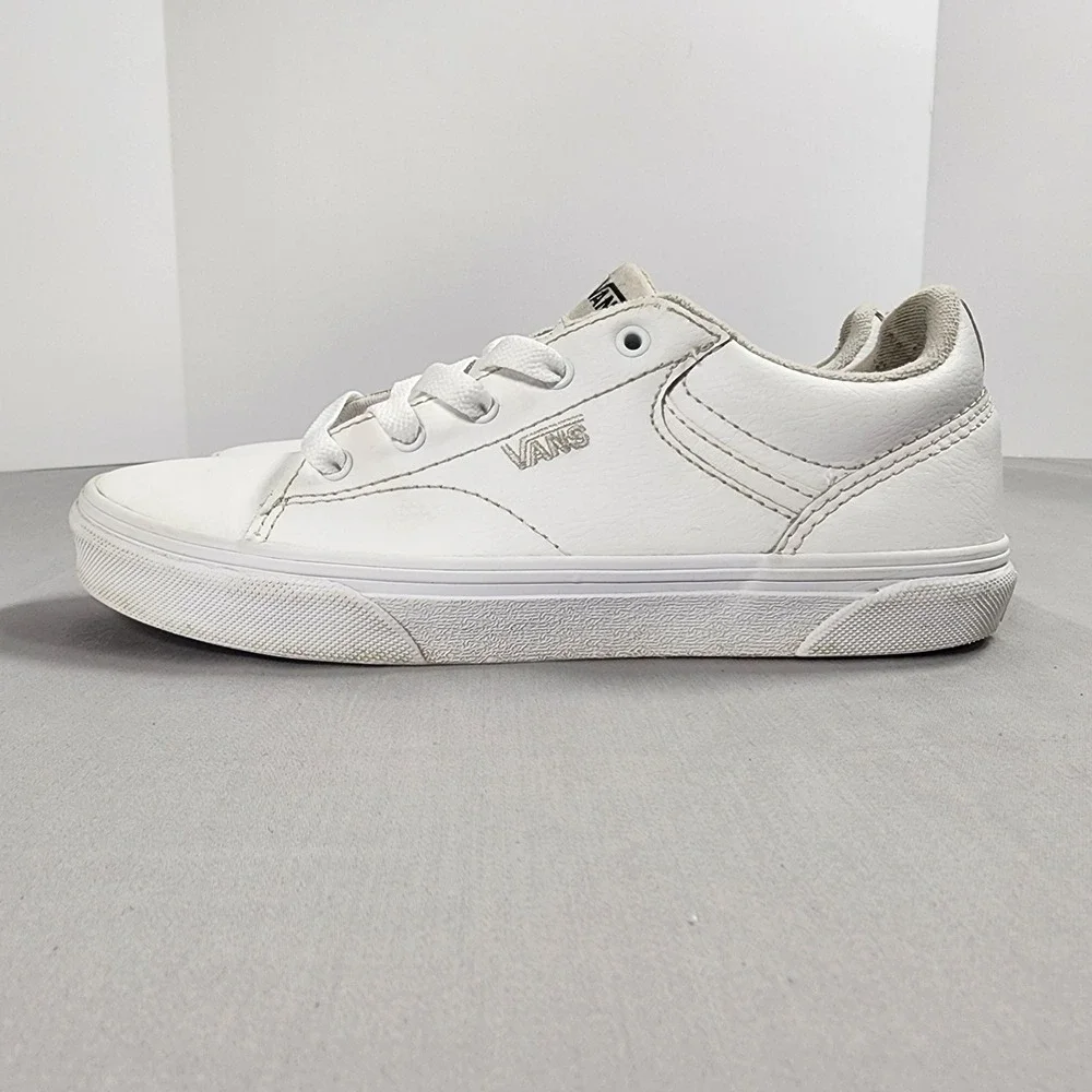 Vans Kids Low Top White Leather Skate Shoes Sneakers White Size 4.0 Kids